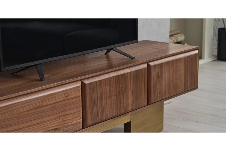 Solid Tv Ünitesi